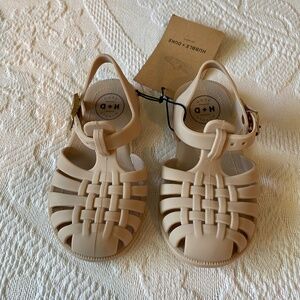 Toddler size 7 Jelly Sandals *NEW*